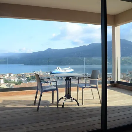 Affittacamere Casa Mare E Vista *